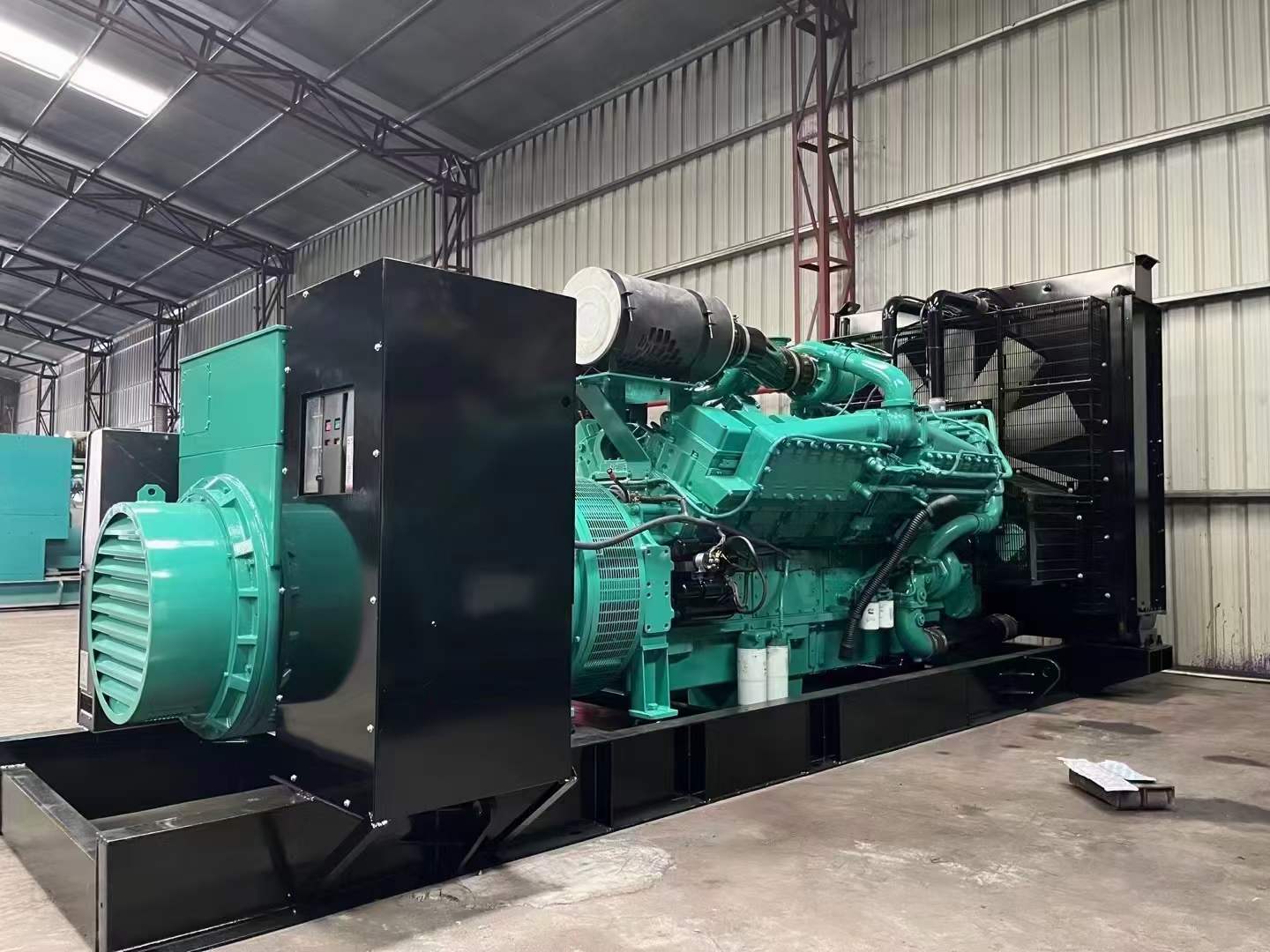 陆丰如何降低 800kW 柴油发电机输出电流的波动？