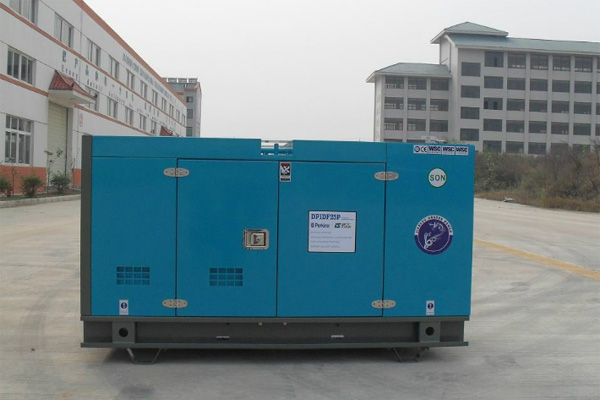 陆丰发电机租赁如何正确安装空气滤清器？