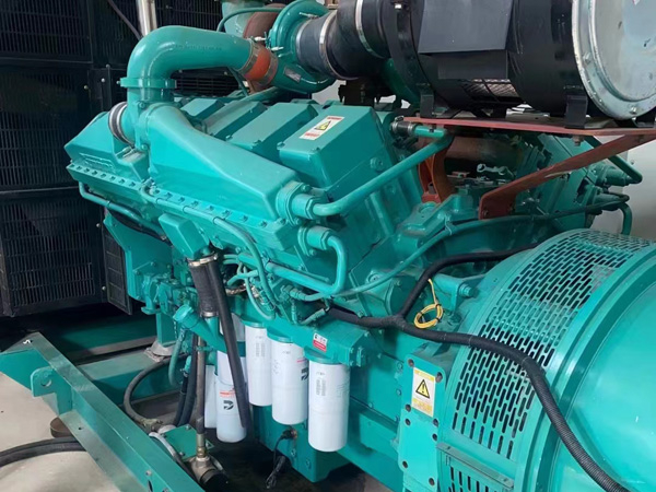 陆丰更换100kW柴油发电机组机油时，需要注意哪些事项？